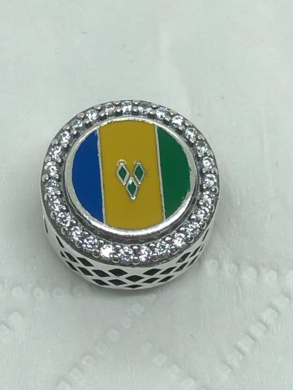 ✨ ✨Pandora Saint Vincent and the Grenadines Flag Charm